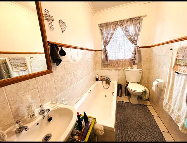 1 BEDROOM TOWNHOUSE FOR SALE IN MORELETA PARK